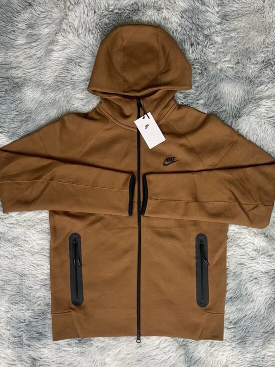 Nike Sportswear Tech Fleece Windrunner Light British Tan FB7921-281 Men Size L - Picture 1 of 7